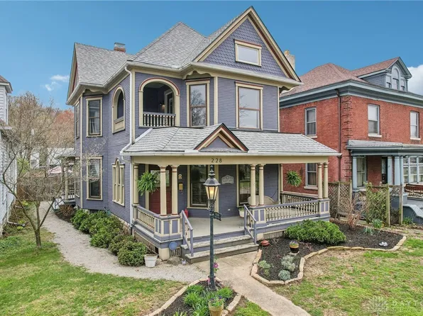 228 Park Dr, Dayton, OH 45410