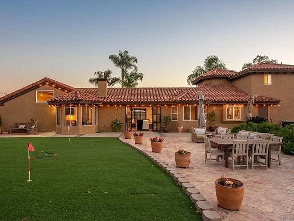 3rd image of 24922 Terreno Dr