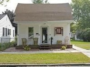 1526 Knapp St, Menomonie, WI 54751