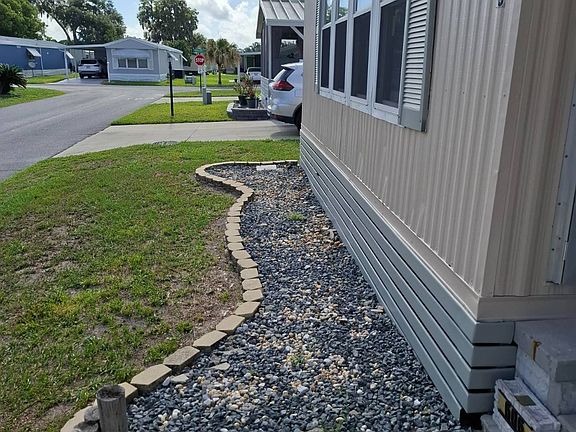 2nd image of 606 Autumn Leaf Cir