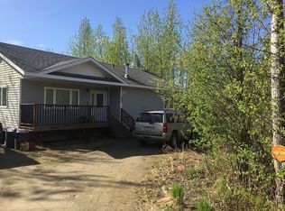 995 Chickadee Loop, Fairbanks, AK 99712