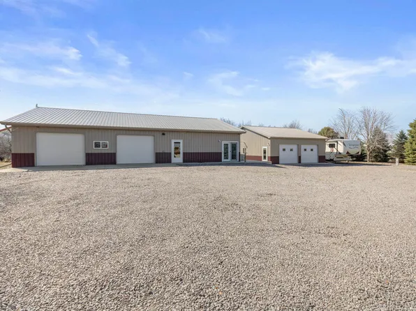 229 Landing Ave, Pierre, SD 57501