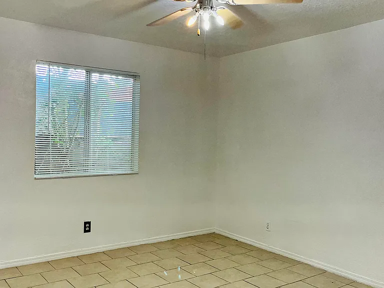 8200 Copper Ave NE #A — Photo 15