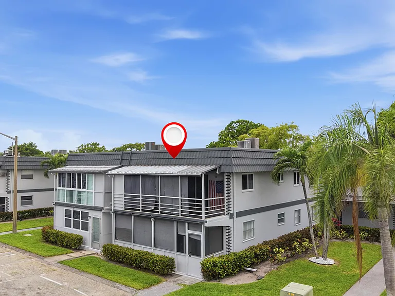 376 Saxony Way #H — Photo 4