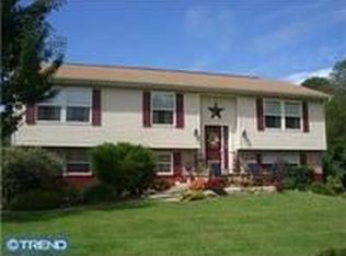 592 5th St, Oxford, PA 19363