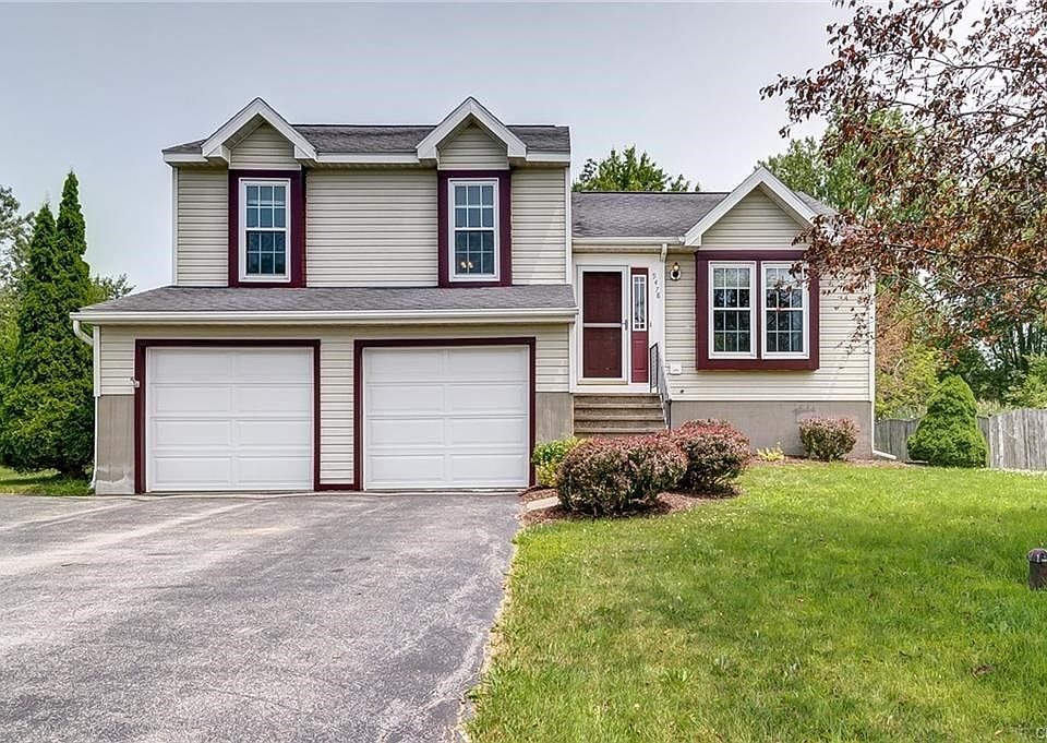 Welcome to 9478 Glengarriff!