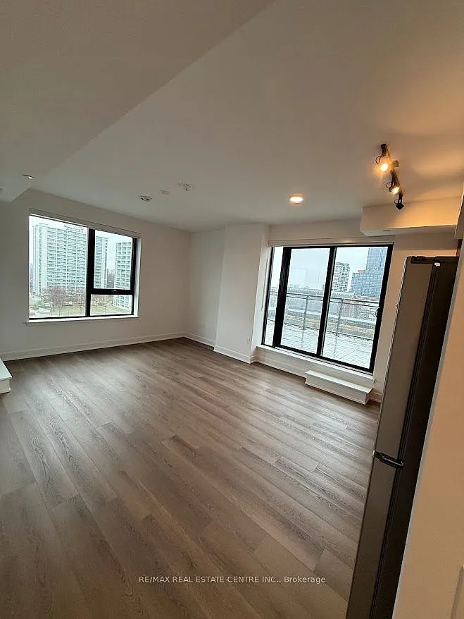 3 bed, $3,400 — Photo 4