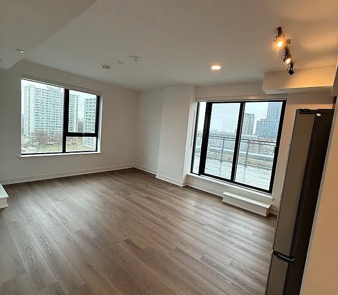 758 Dovercourt Rd #707 — Photo 4