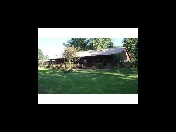 1st image of 225 Dogwood Cir
