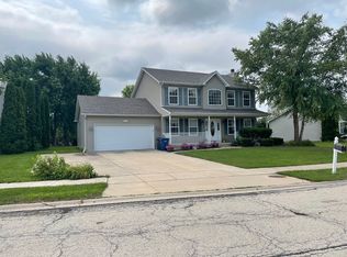 1610 Cottonwood Trl, Yorkville, IL 60560