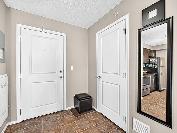 3rd image of 15 Saddlestone Way NE #416