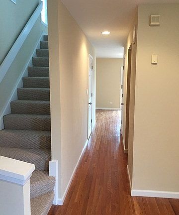 3rd image of 566 Pheasant Ct