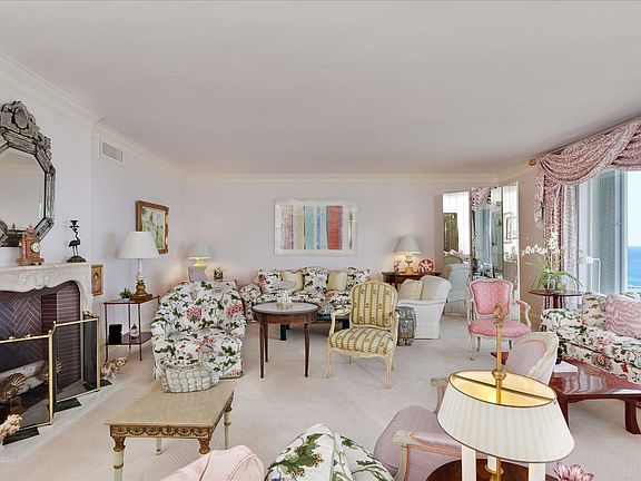 5th image of 200 N Ocean Blvd APT 9