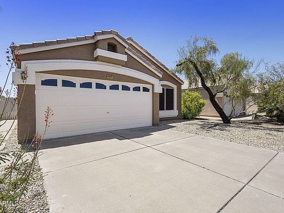 3rd image of 4337 E CAMPO BELLO Drive