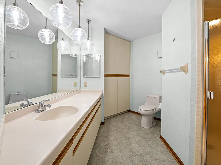 751 Greenwood Manor Cir — Photo 13