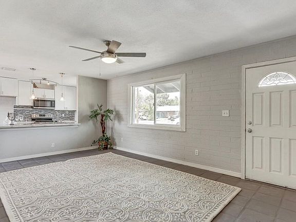 4th image of 1224 N Palm Ln