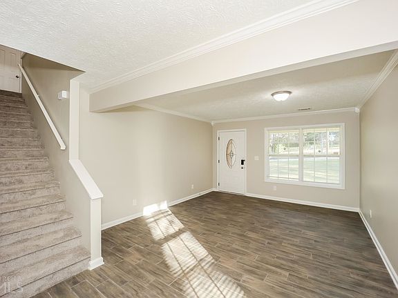 4th image of 1987 Valley Woods Dr