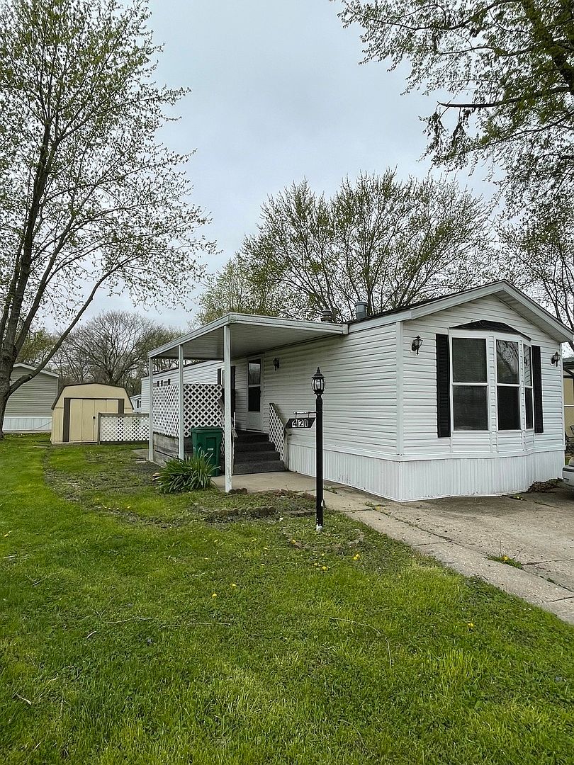 421 Carriage Lane Est, Streator, IL 61364 Zillow