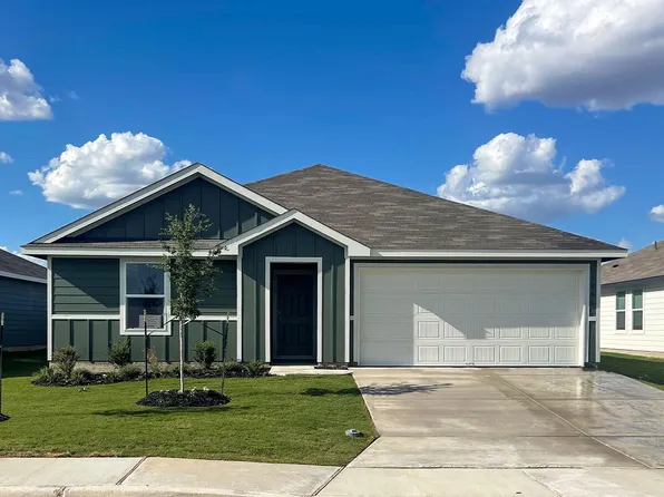 1006 Gladys Run, Seguin, TX 78155