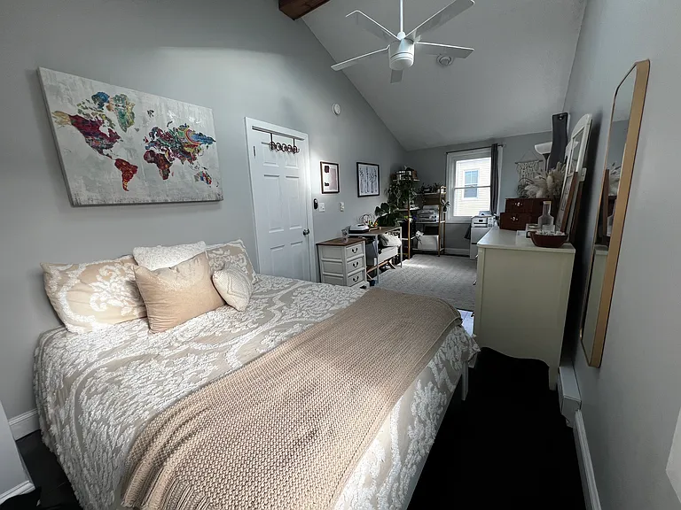 81 Morton Ave — Photo 28