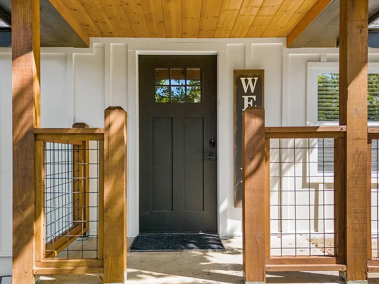 648 Middle Creek Rd — Photo 3