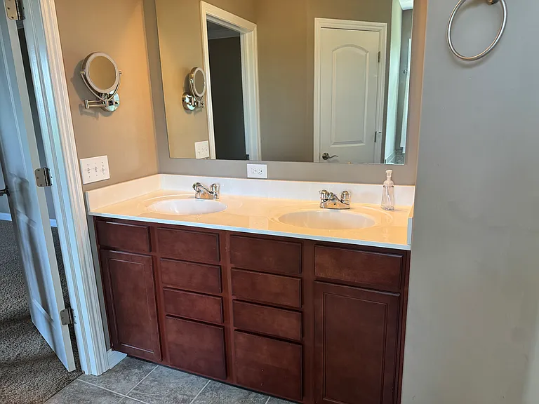 6025 Carrbridge Dr — Photo 17