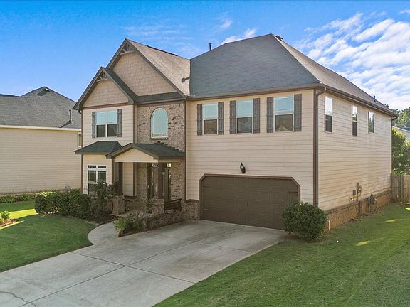 3rd image of 123 Adams Creek Pl