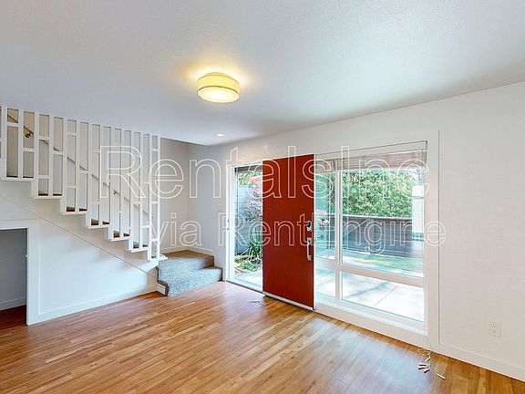 4th image of 1441 Casa Buena Dr #304