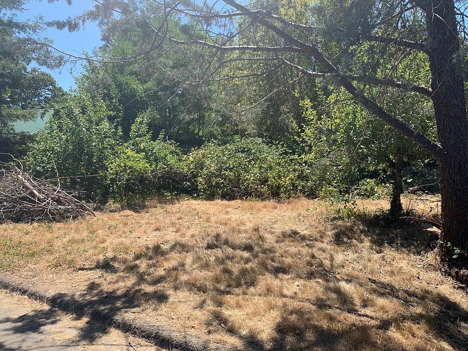 1st image of 866 Redway Dr