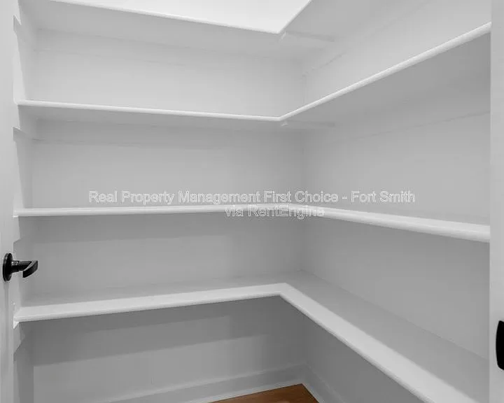 8705 Cantera Dr #B — Photo 12