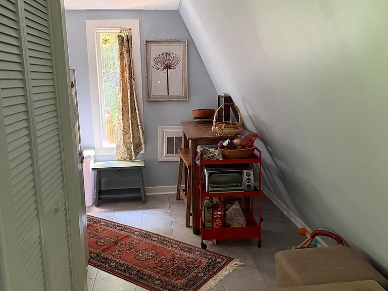 121 Amherst Rd #C — Photo 12