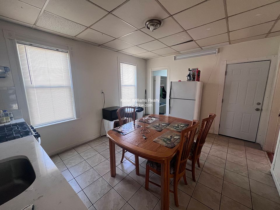 2nd image of 48 Warren Ave APT 2