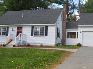 3 Langdale Dr, Hampton, NH 03842