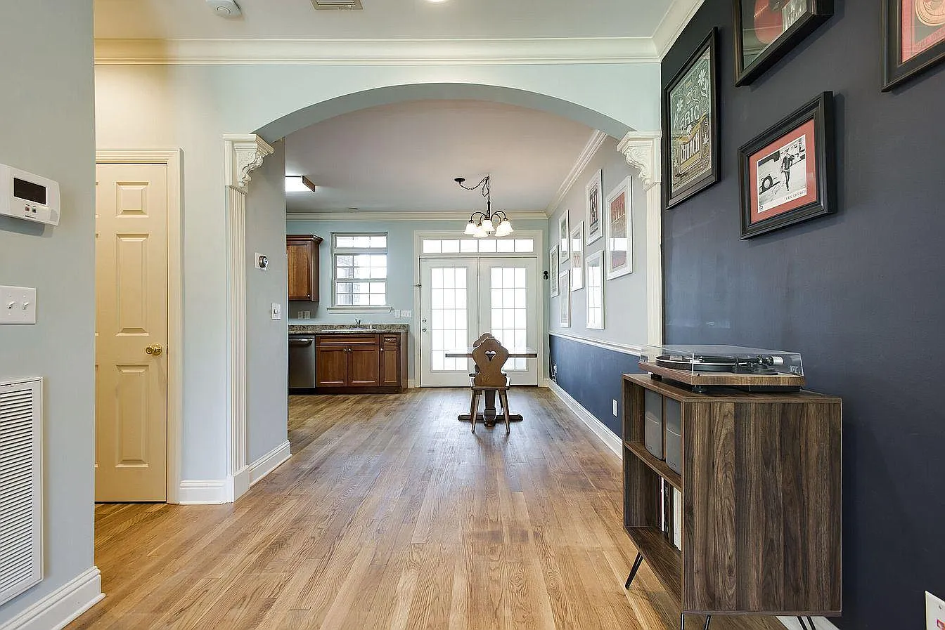 2 bed, 1332 sqft, $2,295 — Photo 1