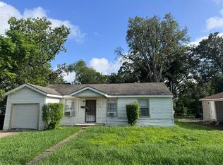 5333 Higgins St, Houston, TX 77033