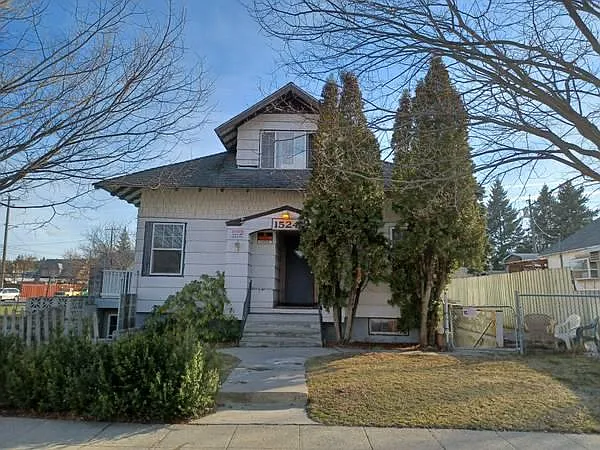 1524 E 1st Ave #4