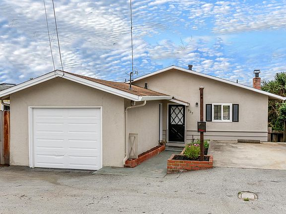 2nd image of 329 Hillcrest Dr
