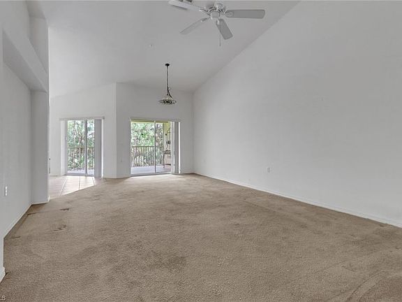 4th image of 25767 Lake Amelia WAY #202