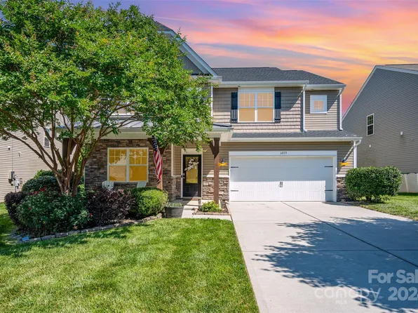 6019 Kelyn Hills Dr, Charlotte, NC 28278