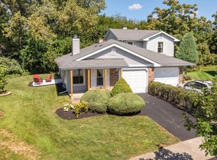 1520 Lighthouse Dr, Naperville, IL