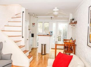 319 S Chadwick St, Philadelphia, PA 19103