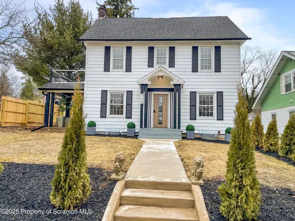 909 Walnut St, Clarks Summit, PA 18411