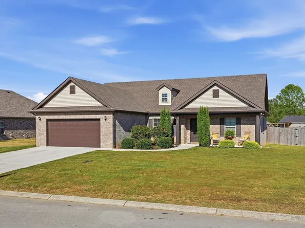 164 Spring Breeze Dr, Tullahoma, TN 37388