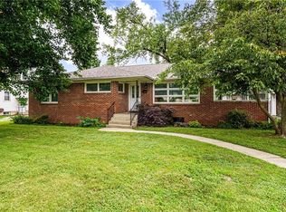604 E Washington Ave, Effingham, IL 62401