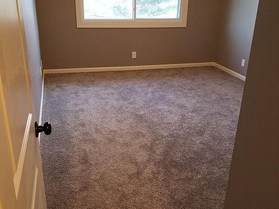 2nd image of 1087 NW Greenwood St #1087