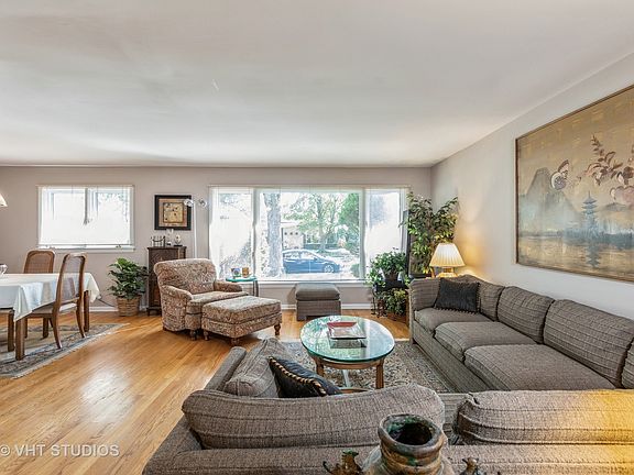 2nd image of 507 N Strieff Ln