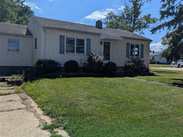 2227 E 38th St, Erie, PA 16510