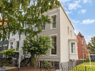 326 2nd St SE, Washington, DC, 20003