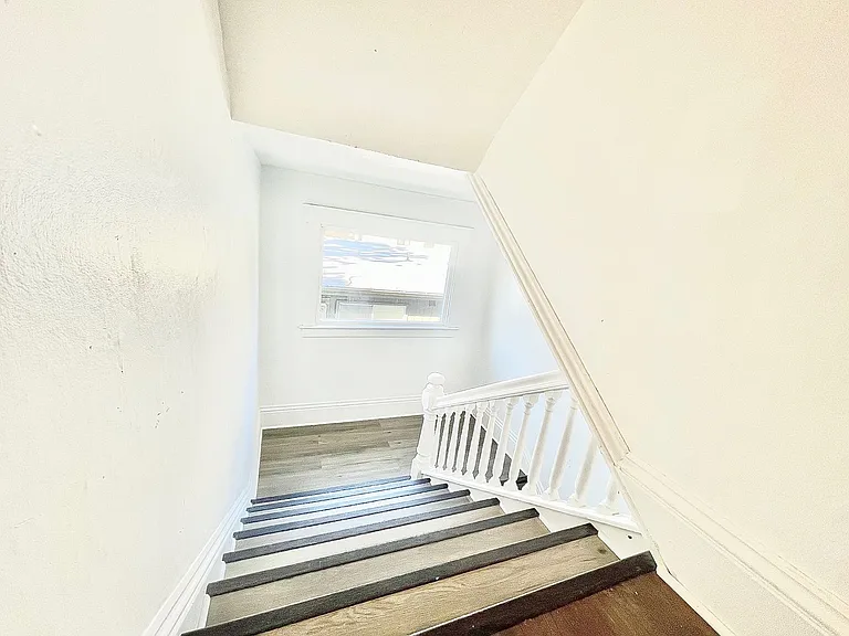 1411 W 9th Ave #G — Photo 15