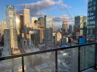 290 Adelaide St W #3408, Toronto, ON M5V 1N1